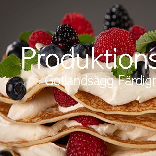 pannkakstarta, hallon, grädde, blabar